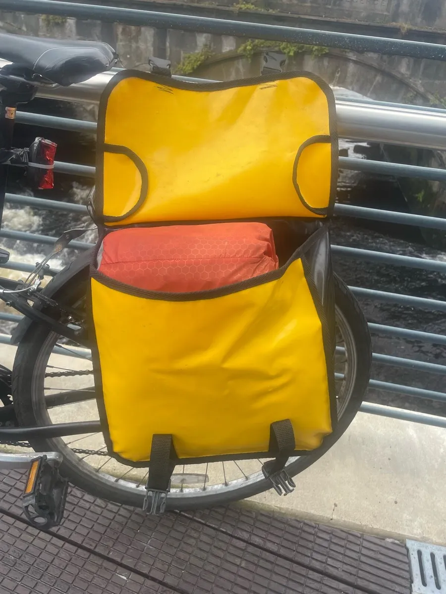 Giant Road bike inc. Full bike packing kit - Image 2