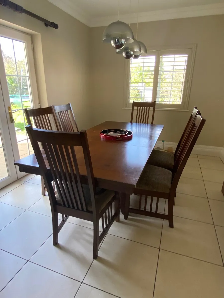 Dining room table - Image 4