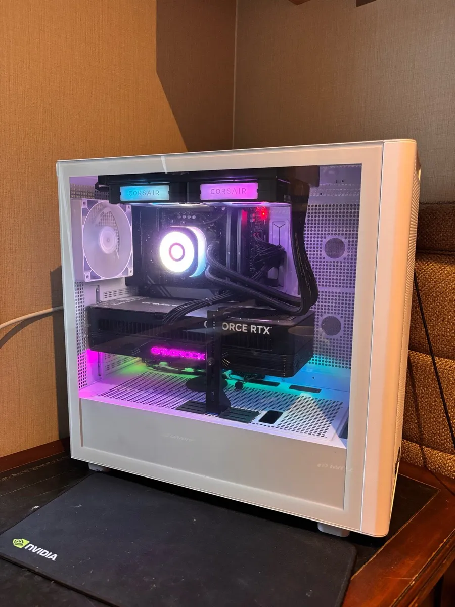 Gaming PC RTX 5080 / 9800 3DX / 4TB NVME - Image 1