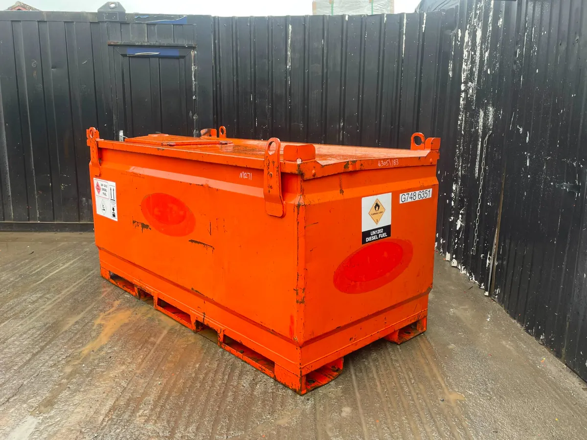 Transtore 2000L Stackable Bunded Diesel Bowser - Image 3