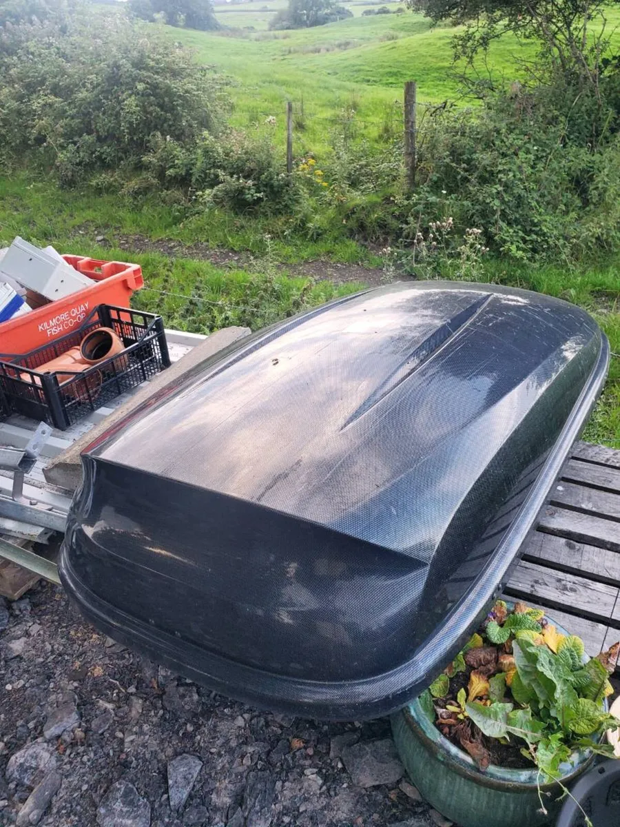 Roof box - Car / Van - Image 1
