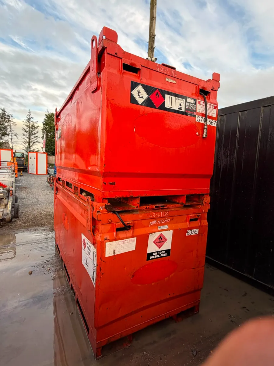 Transtore 2000L Stackable Bunded Diesel Bowser - Image 4