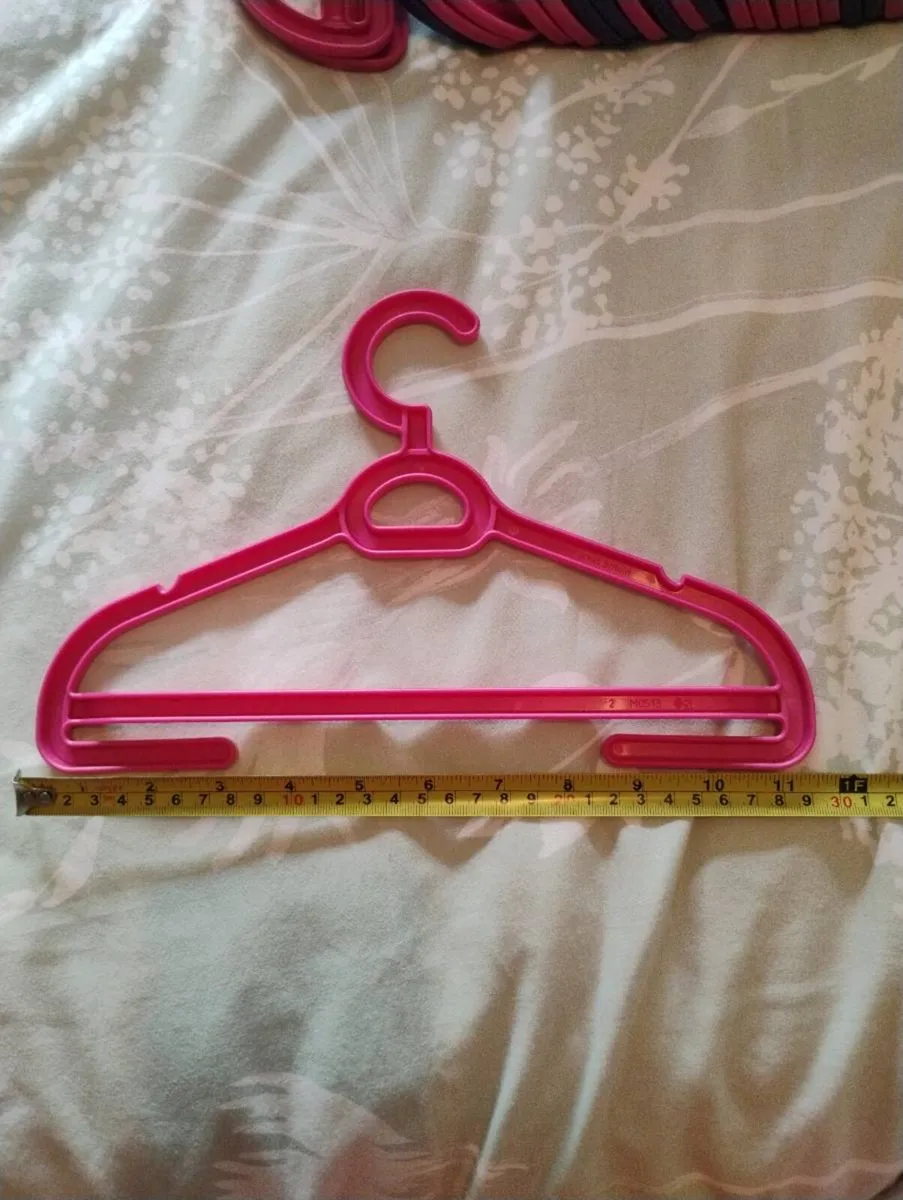 Clothes hangers for girls - Image 4