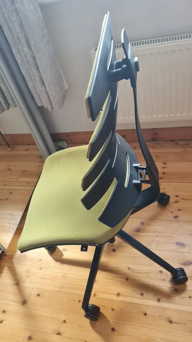 Desk chair - Image 3