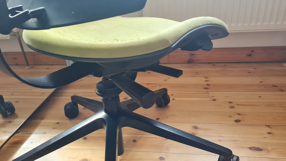 Desk chair - Image 4
