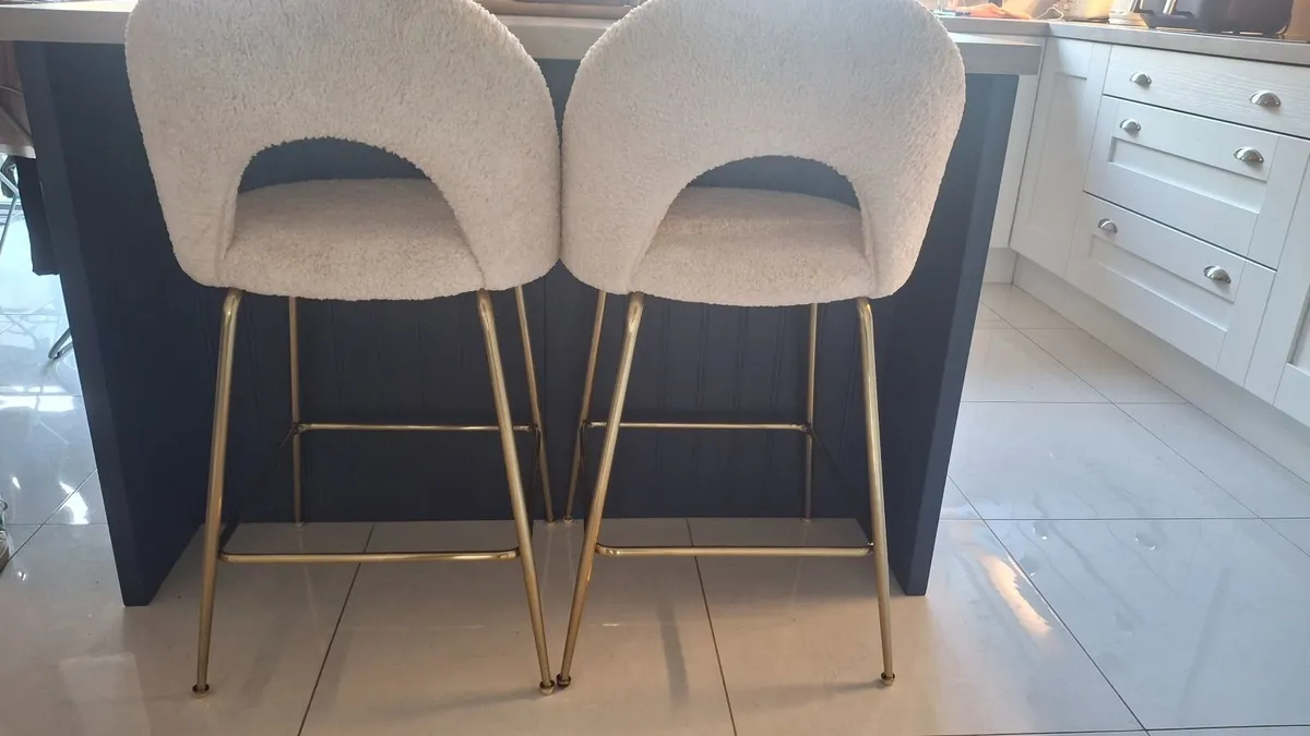Kitchen stools - Image 1