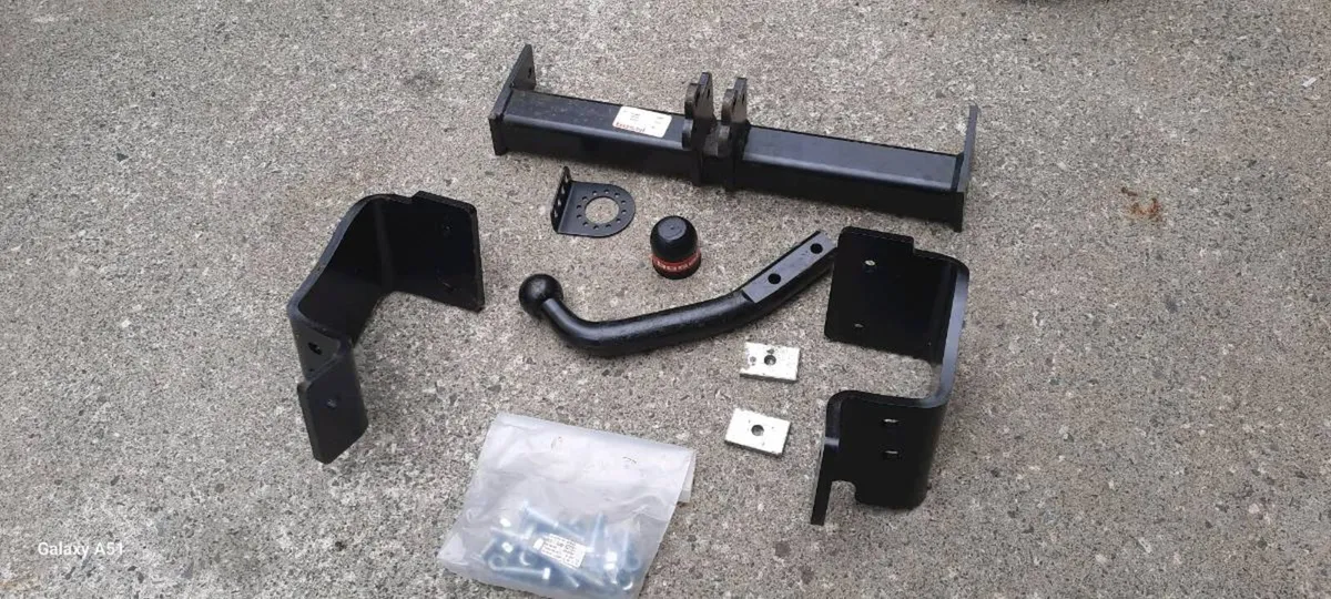 Bosal Tow Bar - Image 1