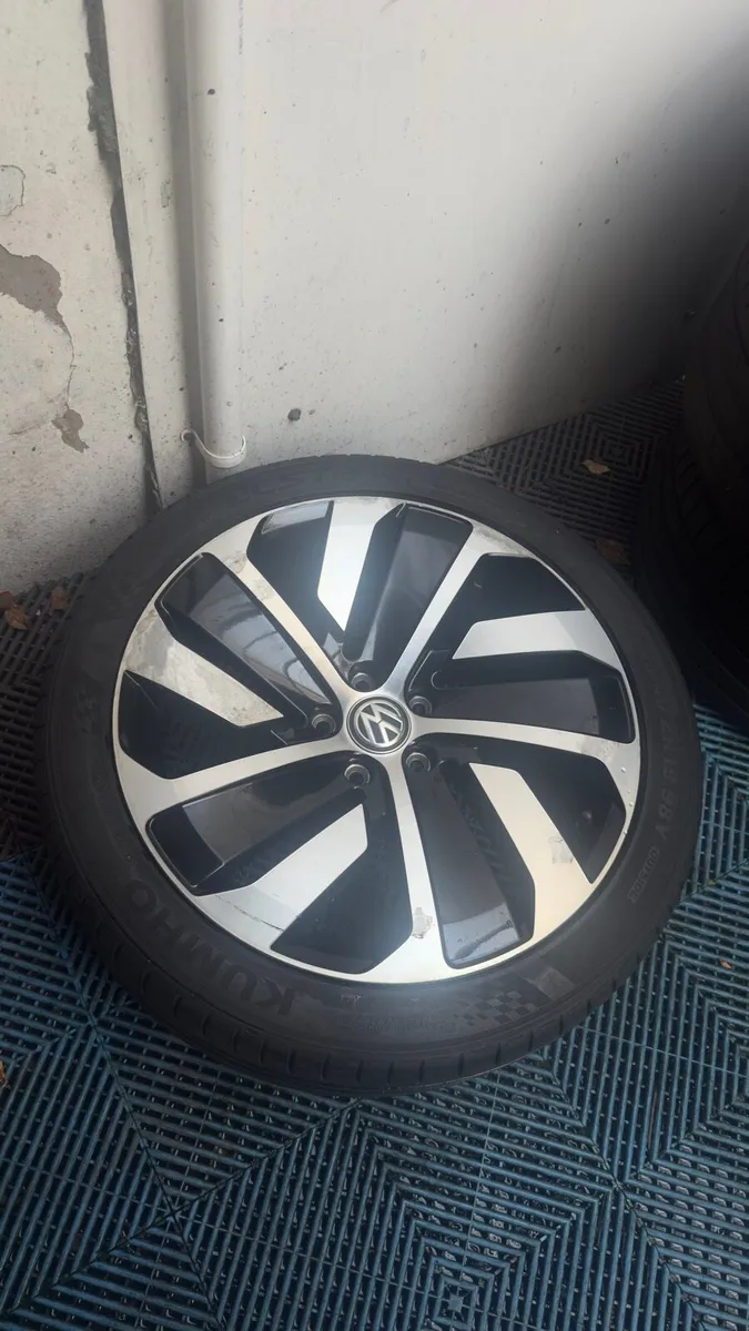 Genuine VW Arteon 19” Montevideo Alloys + Tyres - Image 1