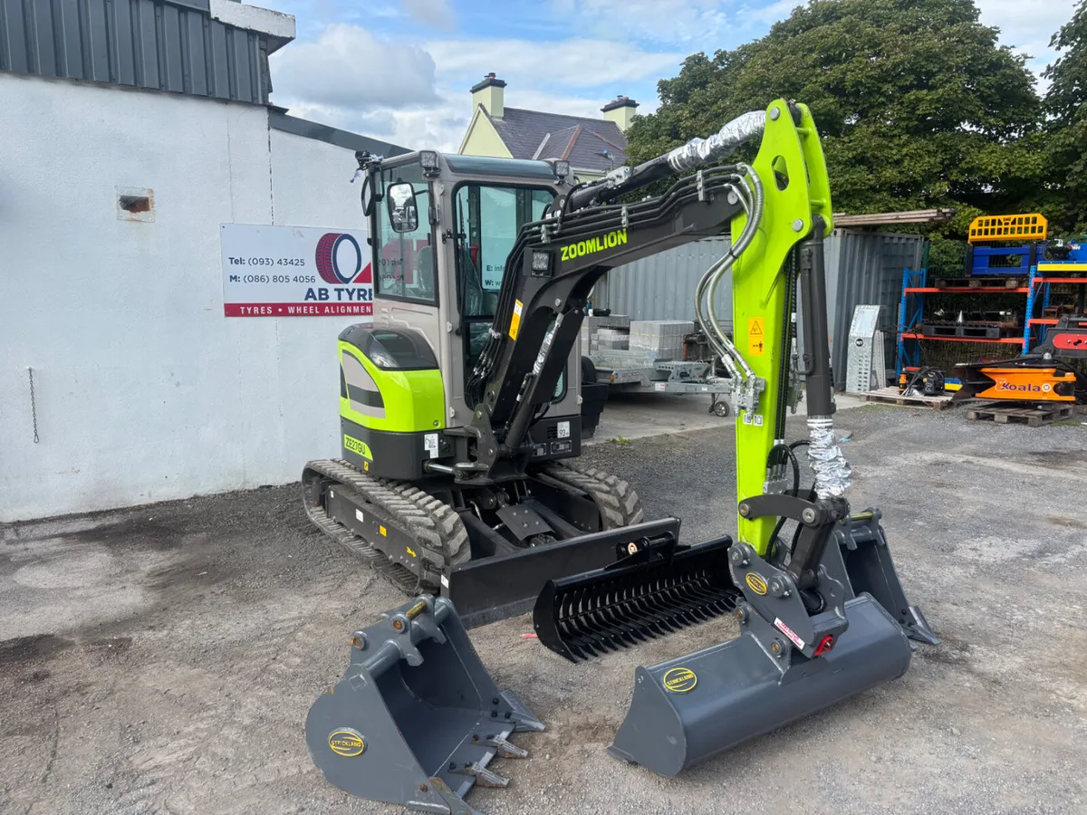 Zoomlion  ZE27GU  2.7t Excavator for sale - Image 2