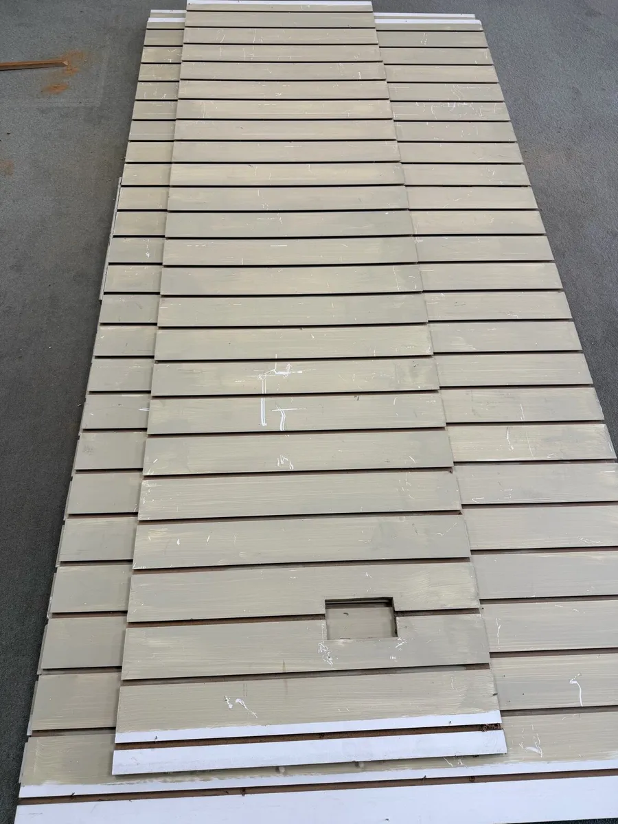 Slat wall panels - Image 1