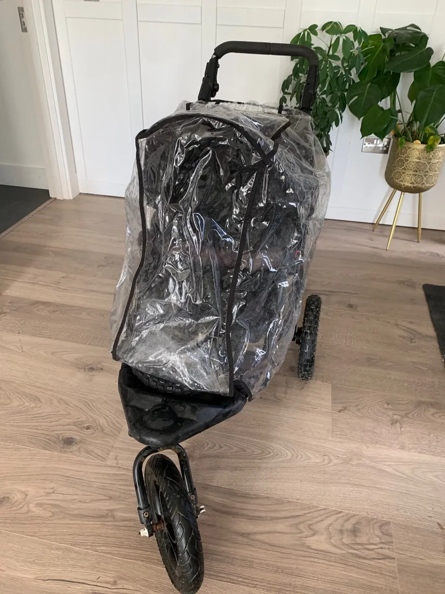 Out and About V3 Nipper Single Buggy - Image 1