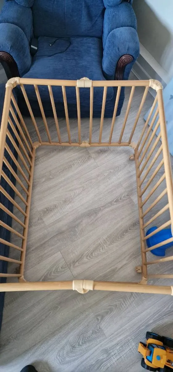 Wooden Foldable Playpen - Image 2