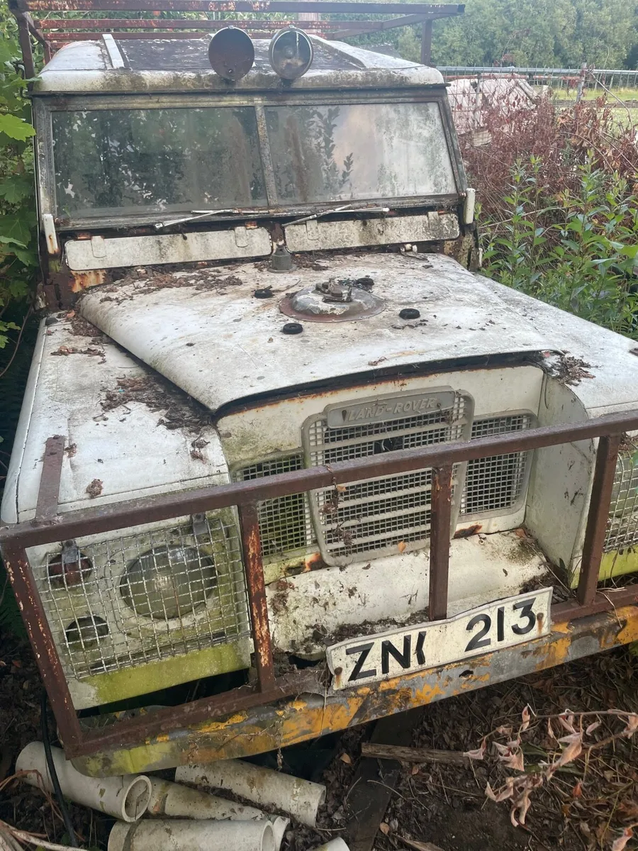Landrover - Image 1