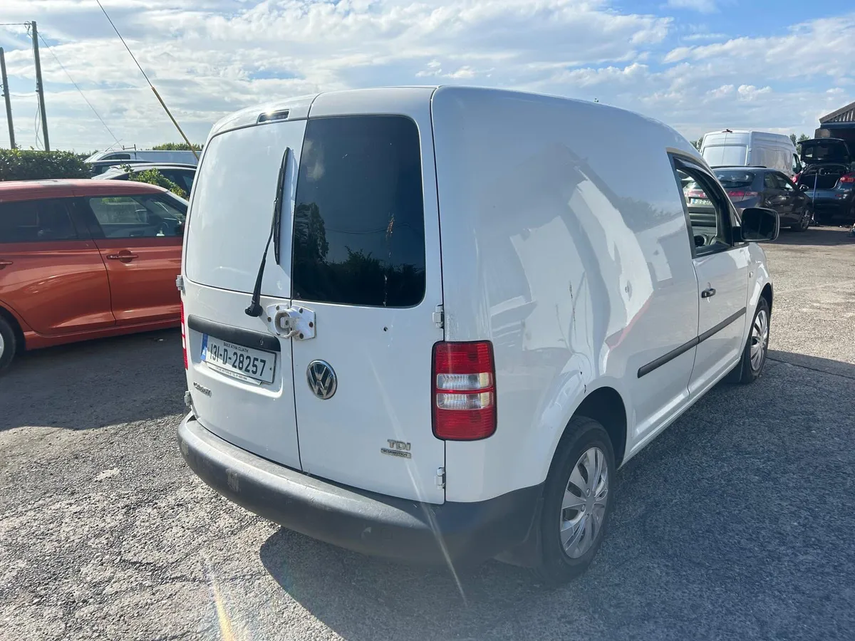 Volkswagen Caddy 2013 new doe - Image 3