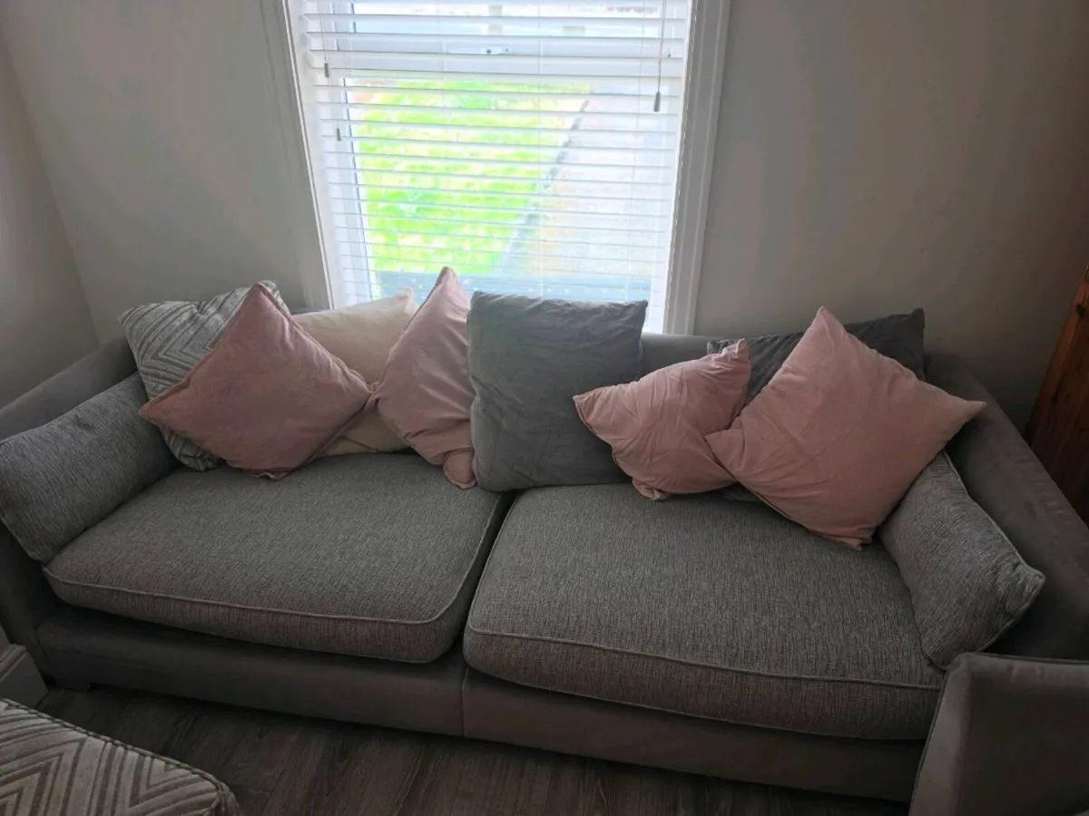 4 Seater & 3 Seater Couch - Image 2