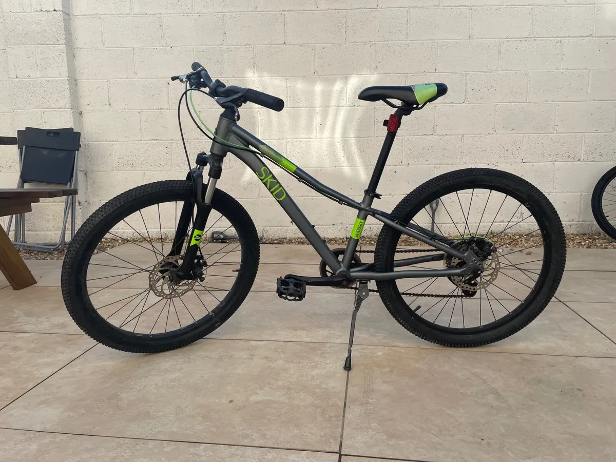 Mounts Bikes Suitabfor 8-10 years. - Image 1