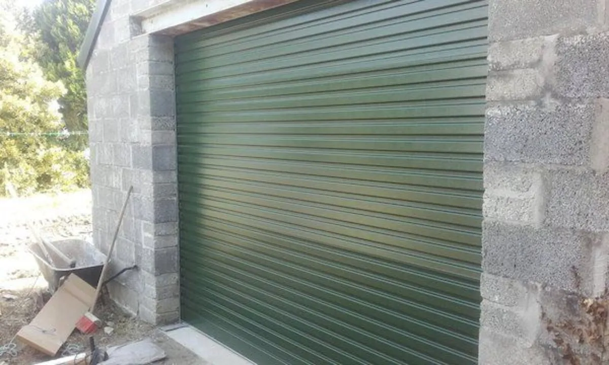 roller doors / roller shutters - Image 4