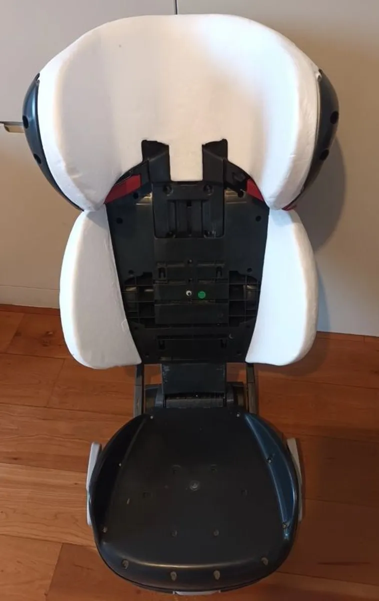 iZi Up Fix by BeSafe Car Seat - Image 2