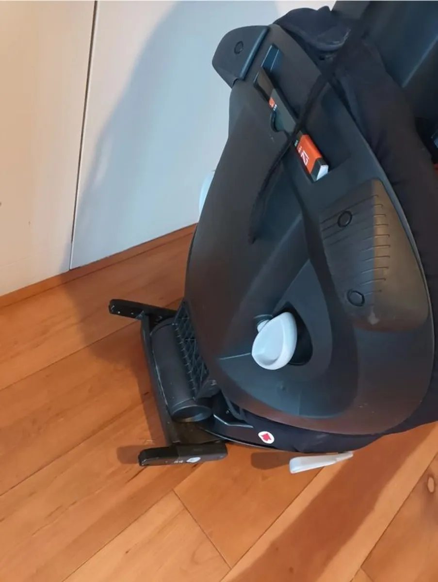 iZi Up Fix by BeSafe Car Seat - Image 4