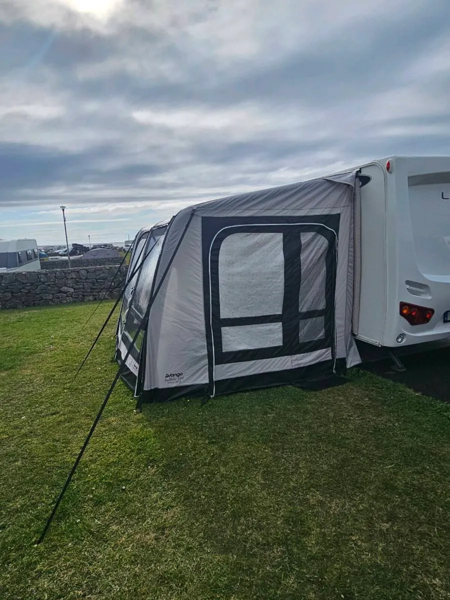Vango Balletto 330 Airbeam Awning - Image 3