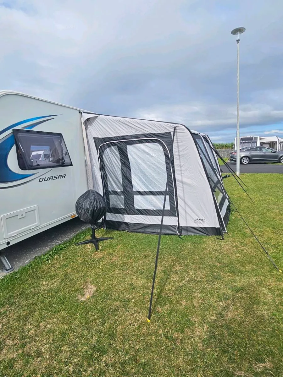 Vango Balletto 330 Airbeam Awning - Image 2