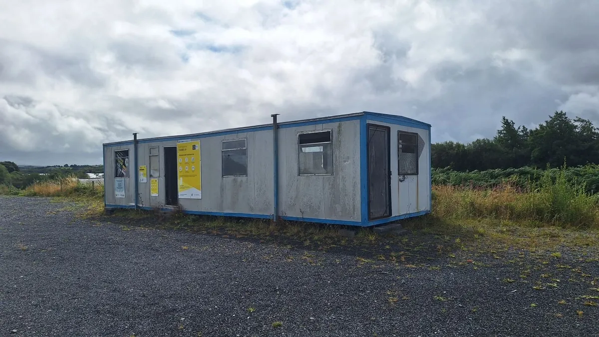 2 portacabins - Image 2