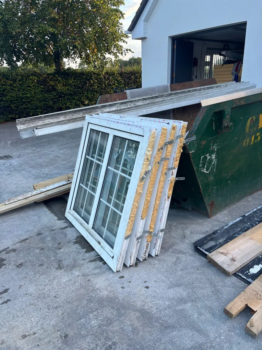 Tilt and hinged windows - Image 2