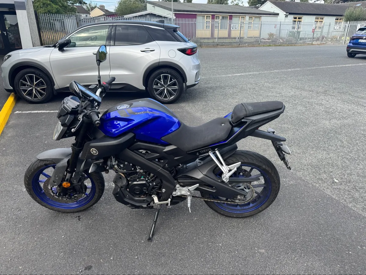 YAMAHA mt125 2016 - Image 4
