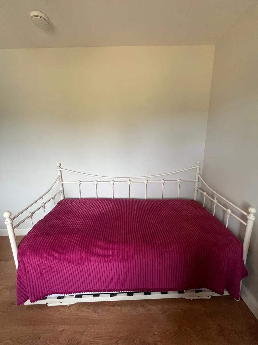 Trundle Day Bed - Image 2