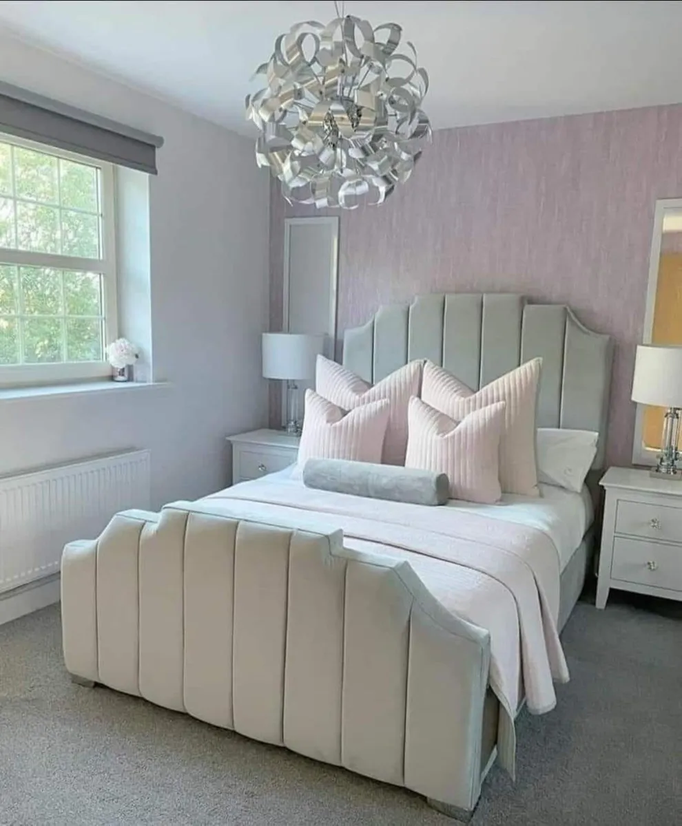 Bed - Image 1