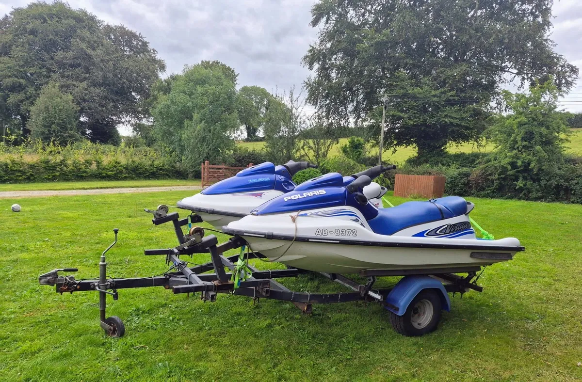 2 jet skis + trailer (free banana boat) - Image 1