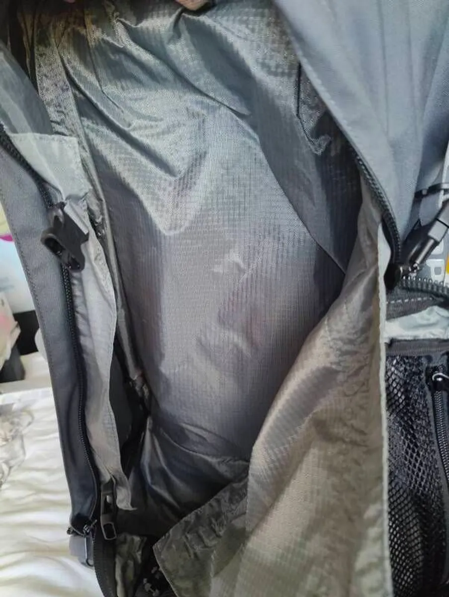 Mountain Designs Exodus 75l hiking backpack - Image 2