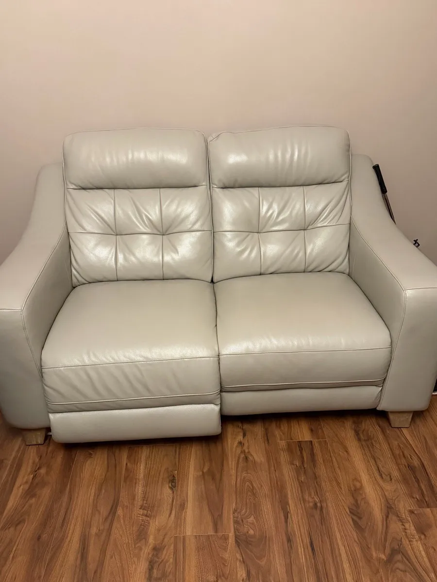 Leather suite - Image 3