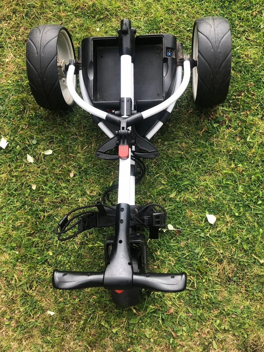 Electric Golf trolley. - Image 3