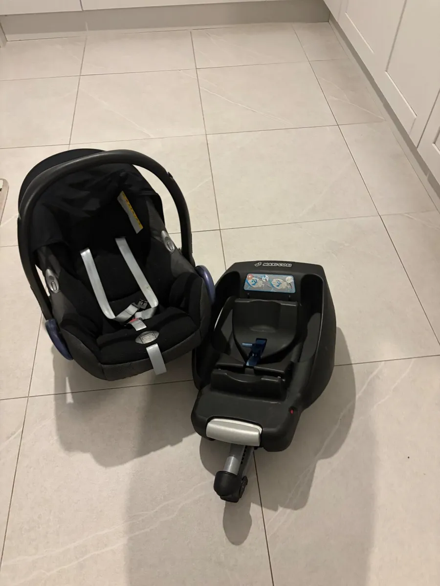 Baby car seat - Image 2