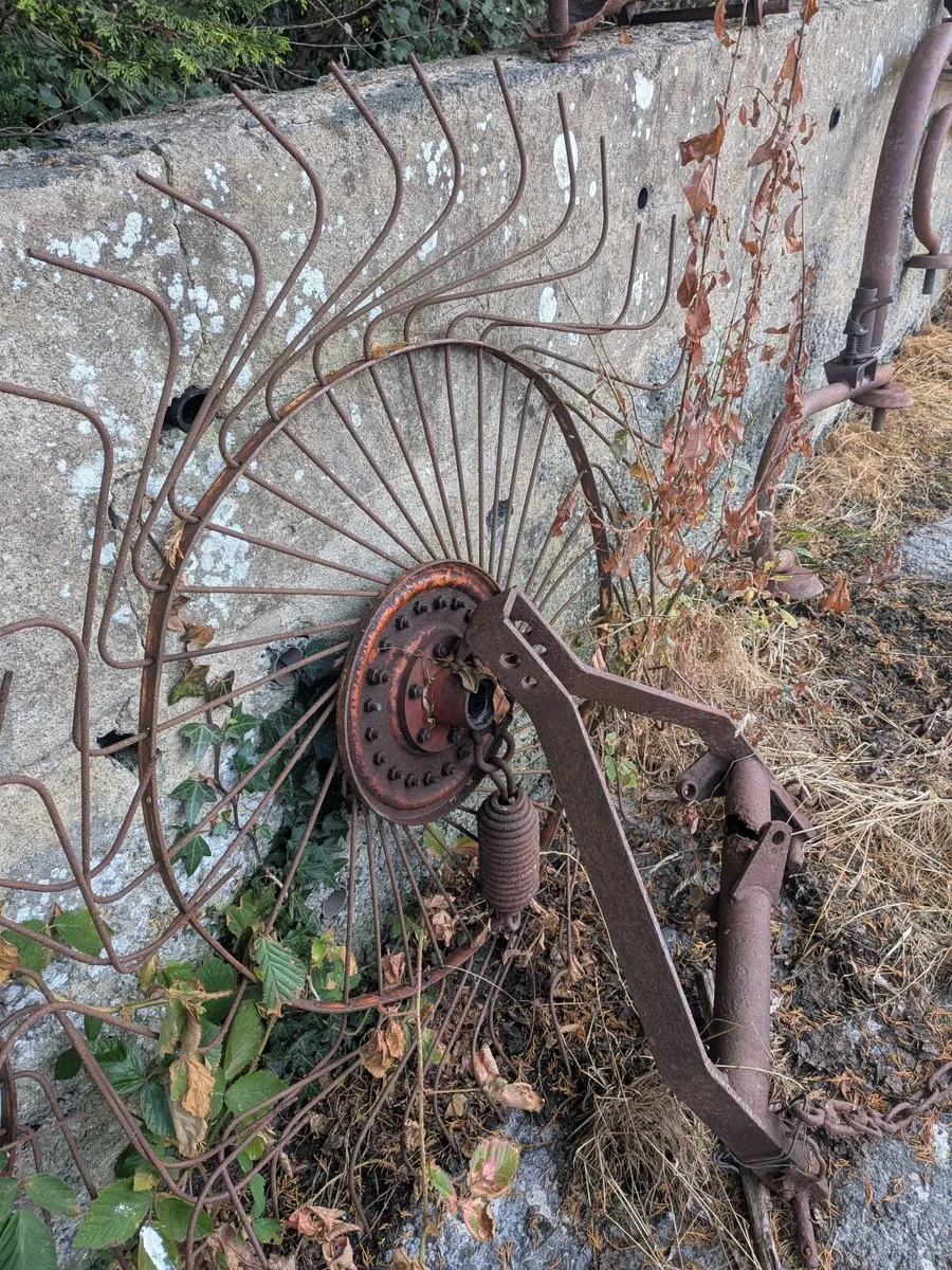 Farm machinery - Image 2
