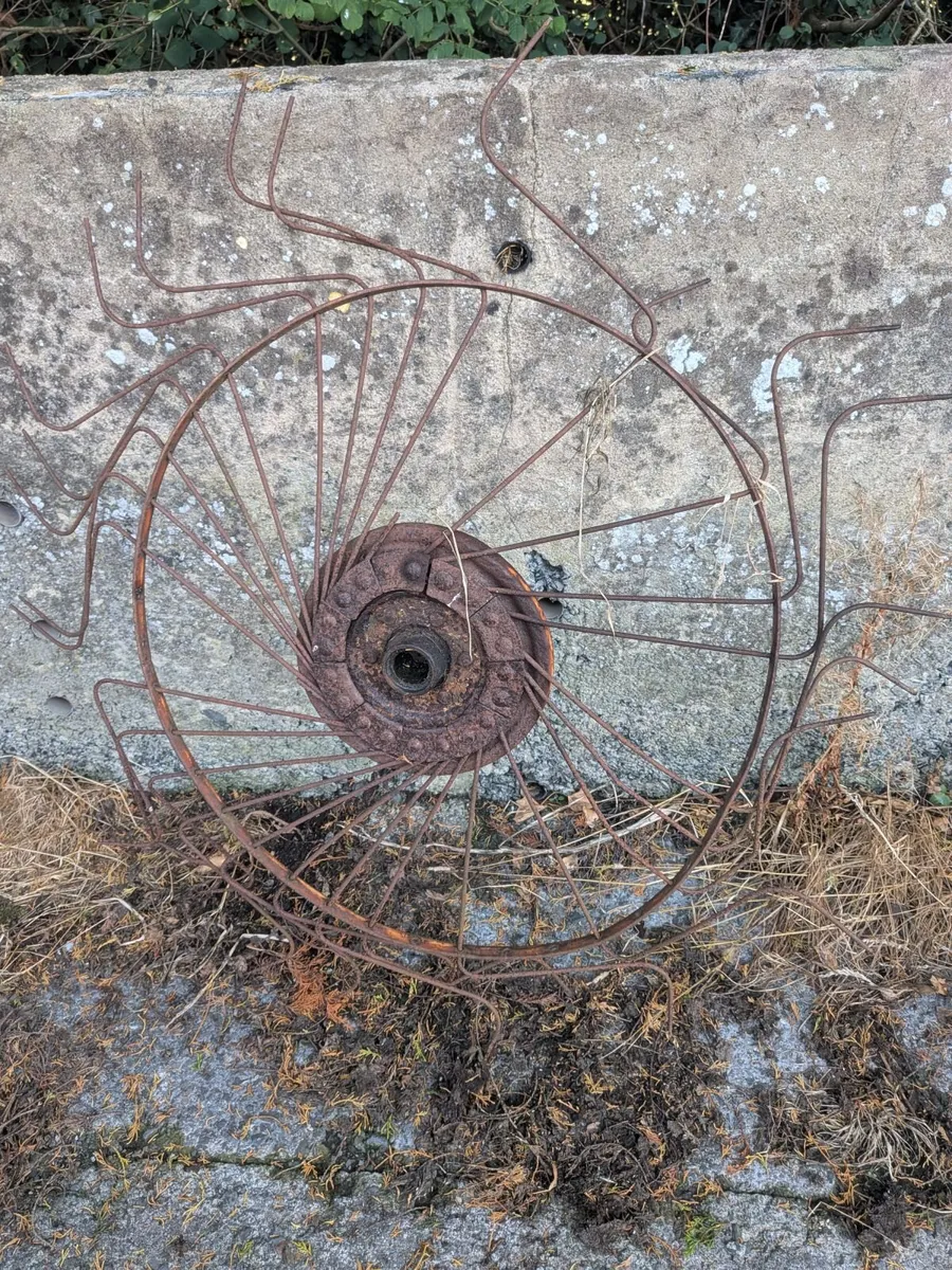 Farm machinery - Image 3