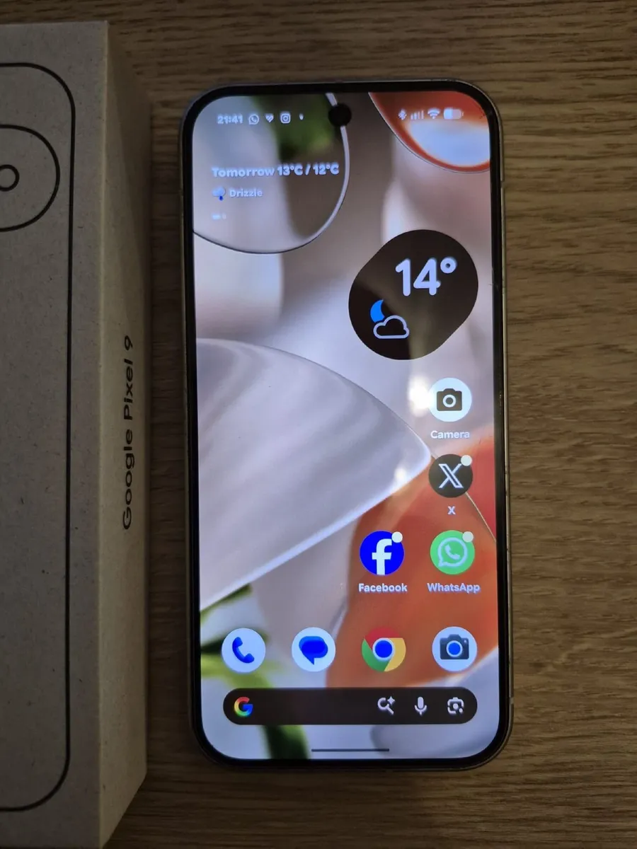 Google pixel 9 128GB White - Image 4