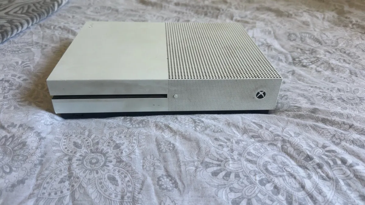 Xbox one s - Image 1