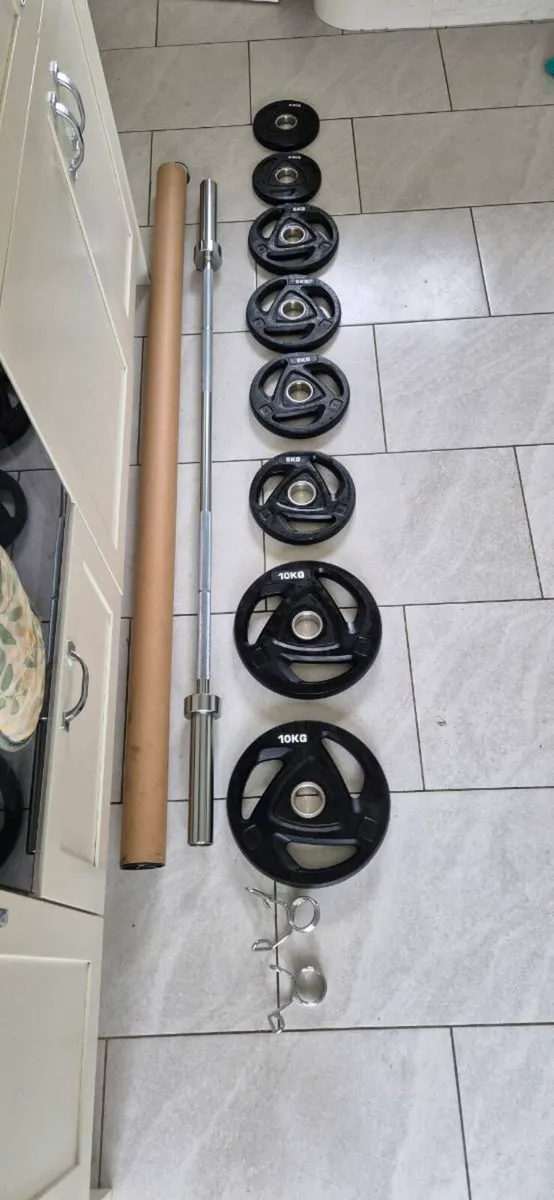 Brand new olympic tri grip weight lifting set - Image 1