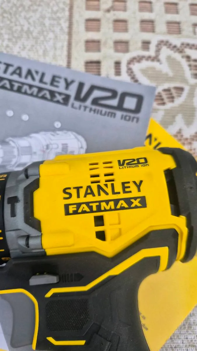 Stanley FATMAX V20 18V Brushless Drill - Image 2