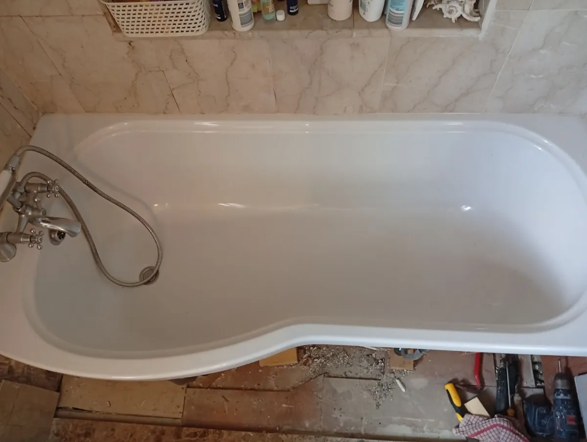 Bath - Image 3