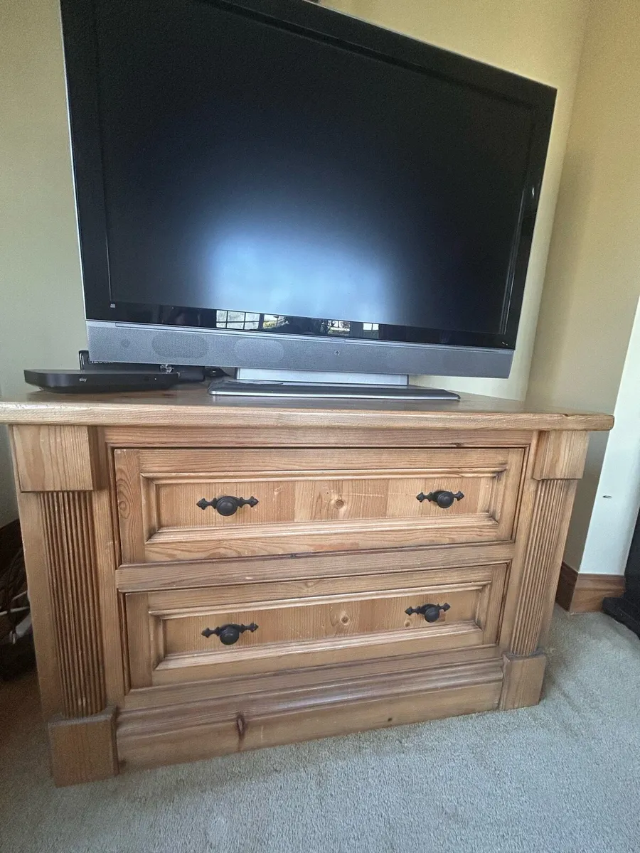 TV  cabinet