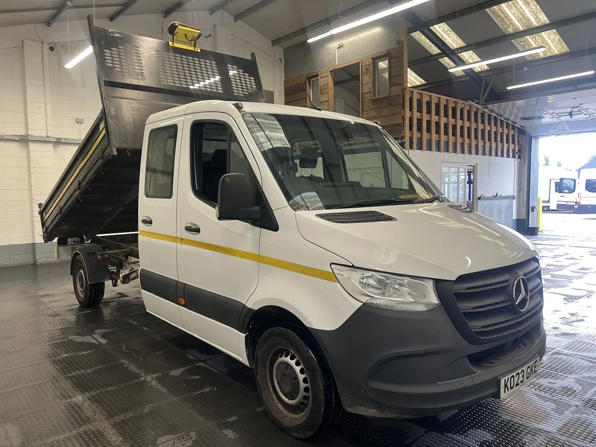 2023 Mercedes-Benz Sprinter Tipper Van - Image 1