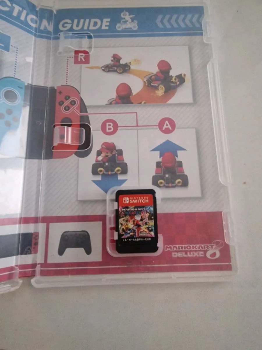 Nintendo Switch plus Mario cart 8 deluxe - Image 3