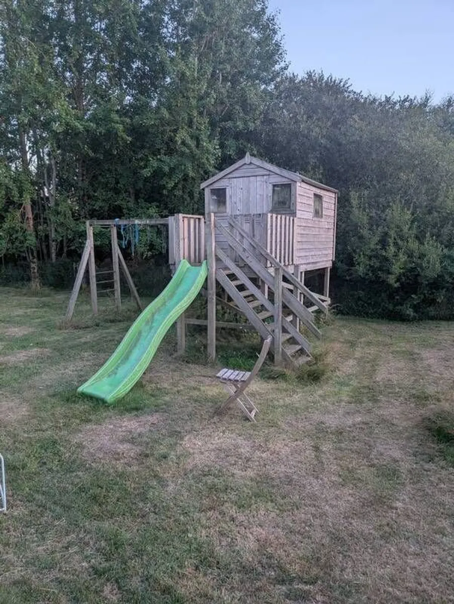 Playhouse - Image 1