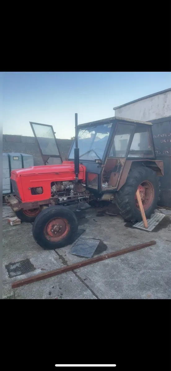 Zetor 5911 with loader - Image 1