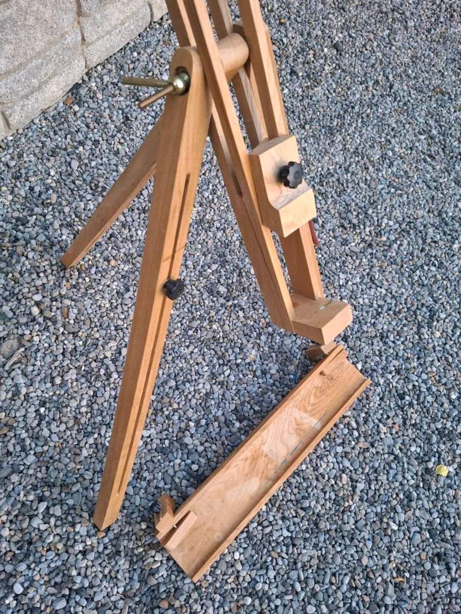 3 Quality Wooden Art Easels (Studio, Field, Table) - Image 3