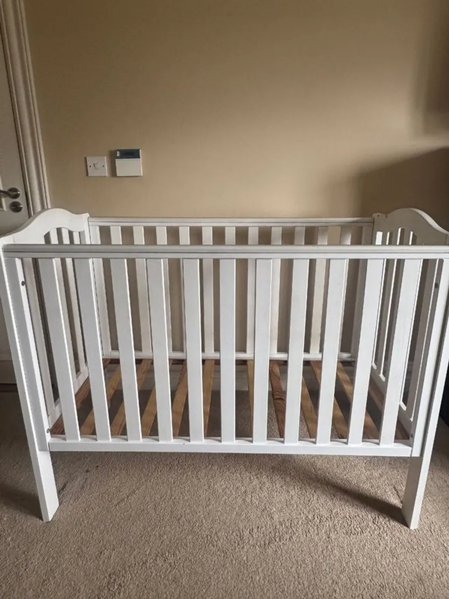 Cot - Image 1