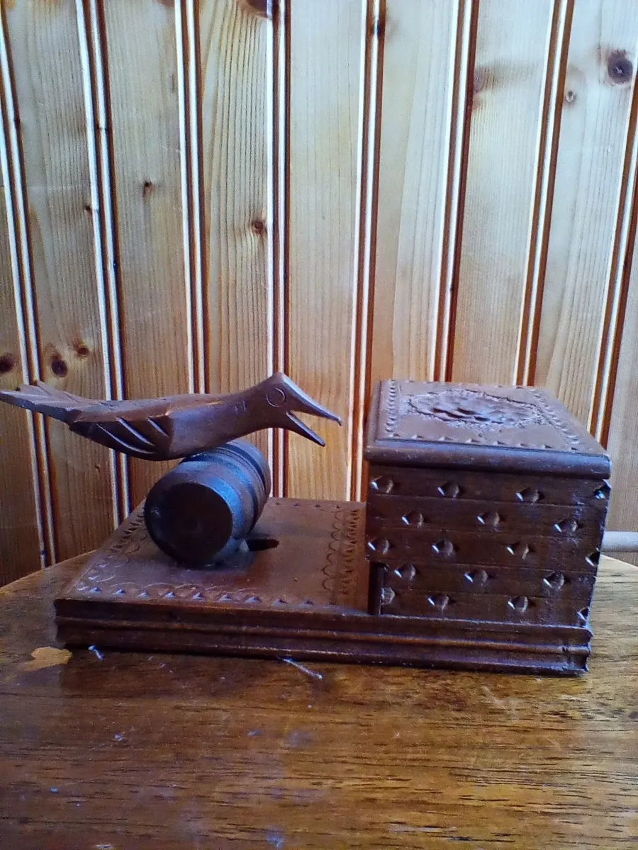 Old bird dispenser - Image 3